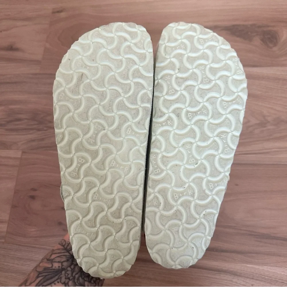 Birkenstock Boston Soft Footbed
Suede Leather - Faded Lime - Picture 4 of 5